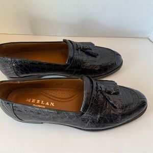 Mezlan Black Patent Leather Loafers with Tassels